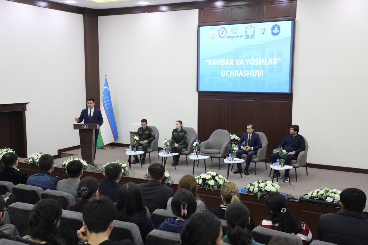  Payshanba - "Yoshlar kuni!" doirasida Kamoliddin Behzod nomidagi Milliy rassomlik va dizayn institutida "Rahbar va yoshlar" uchrashuvi tashkil etildi!