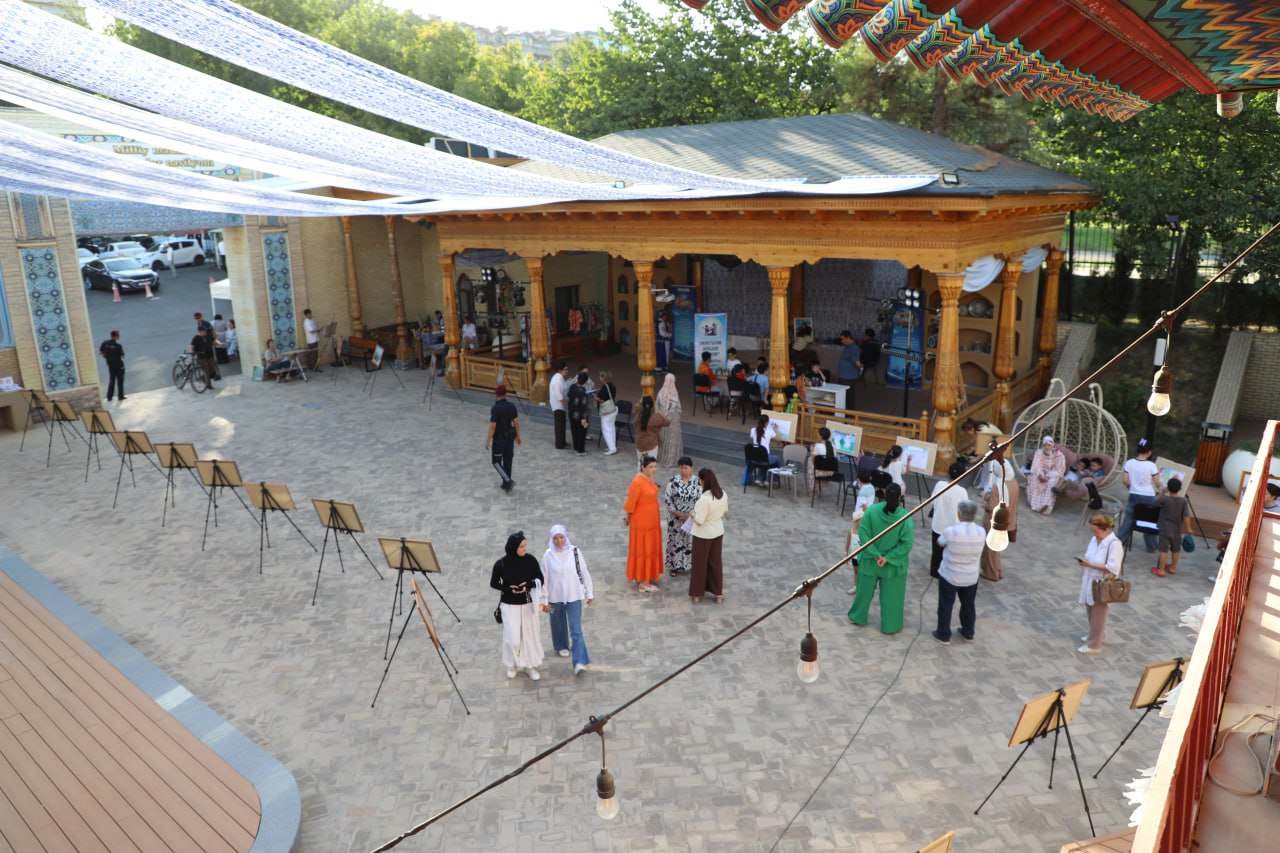 Representatives of Kamoliddin Behzod National Institute of Fine Arts and Design actively participated in the “Friendship Festival” held at the Pavilion of National Cultural Centers.