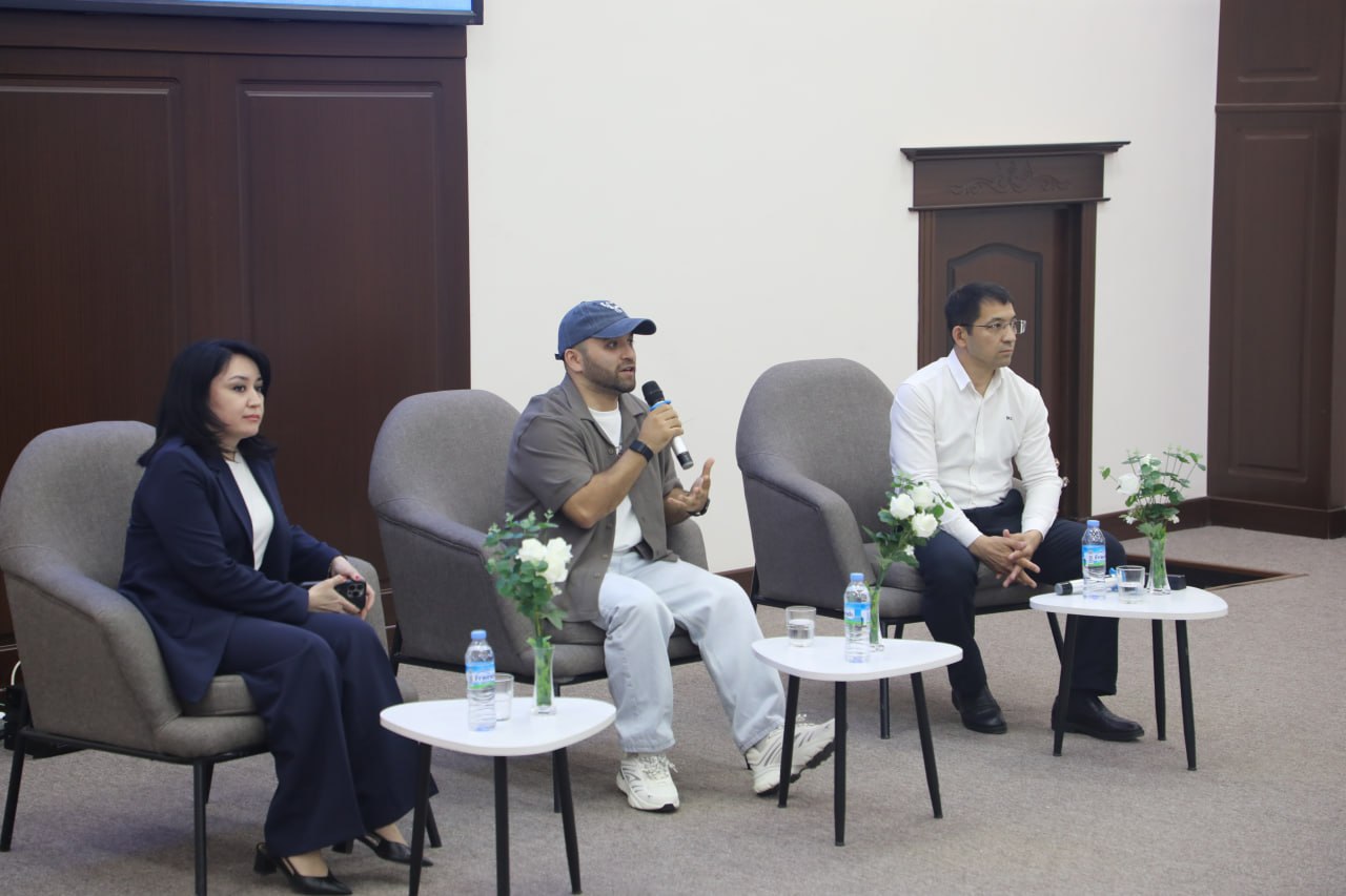 又举办了一场面向学生和青年创意人士的聚会。本次活动的嘉宾是博主兼媒体代表贾姆希德松·齐约克松诺夫！