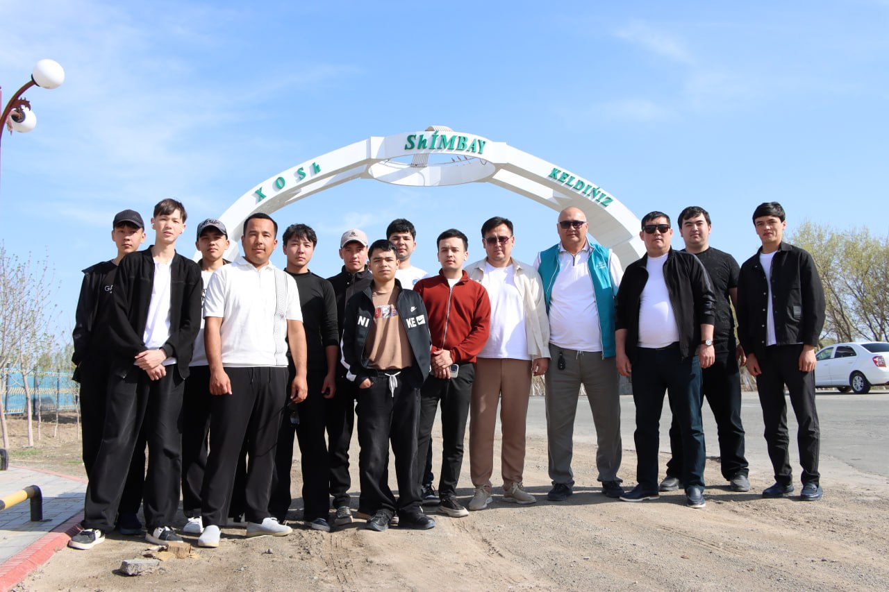 Students of the Kamoliddin Behzod National Institute of Art and Design actively participated in the tree planting campaign within the framework of the "Green Space" nationwide project in the Kegeyli district of the Republic of Karakalpakstan!