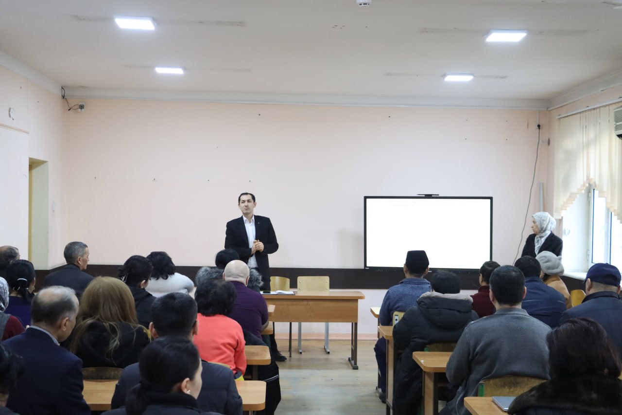   Kamoliddin Behzod nomidagi Milliy rassomlik va dizayn institutida professor-o'qituvchilar uchun o'quv-seminarlar davom etmoqda.