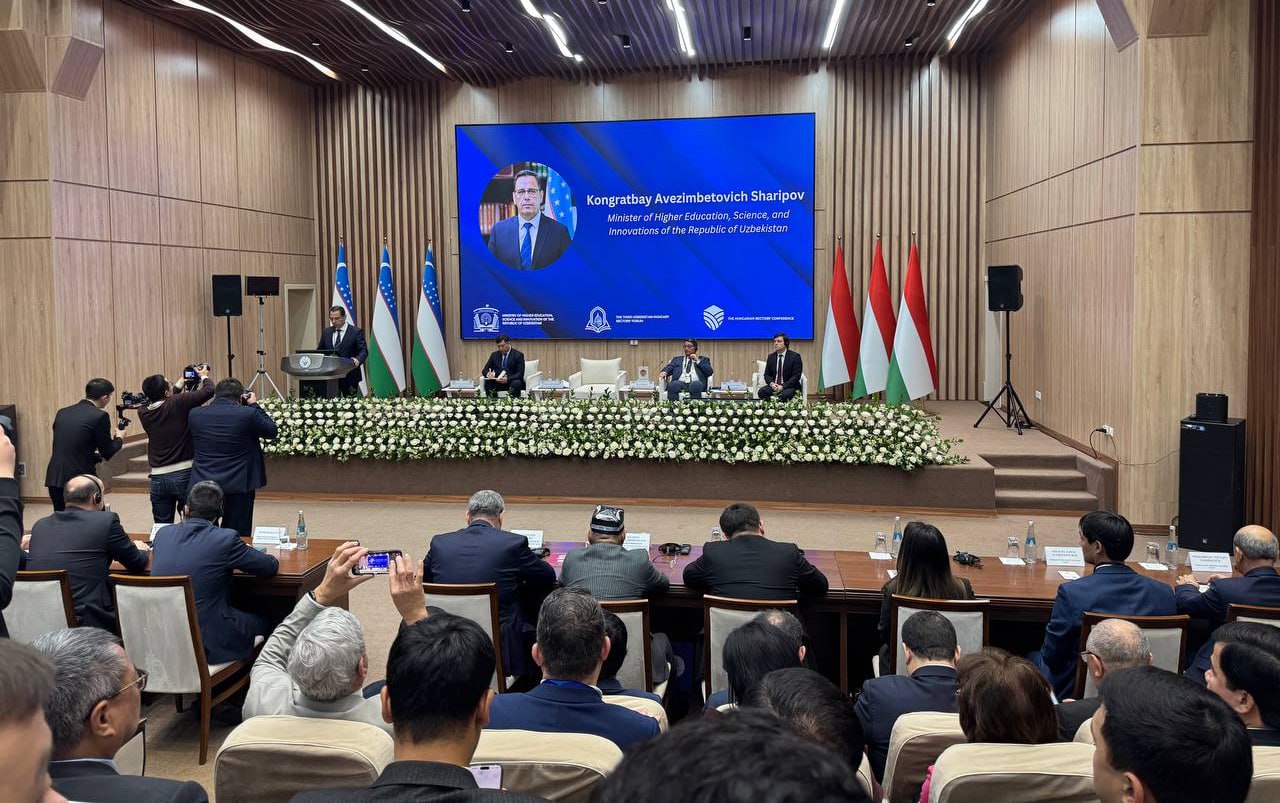 第三届乌兹别克斯坦-匈牙利高等院校校长论坛开幕！