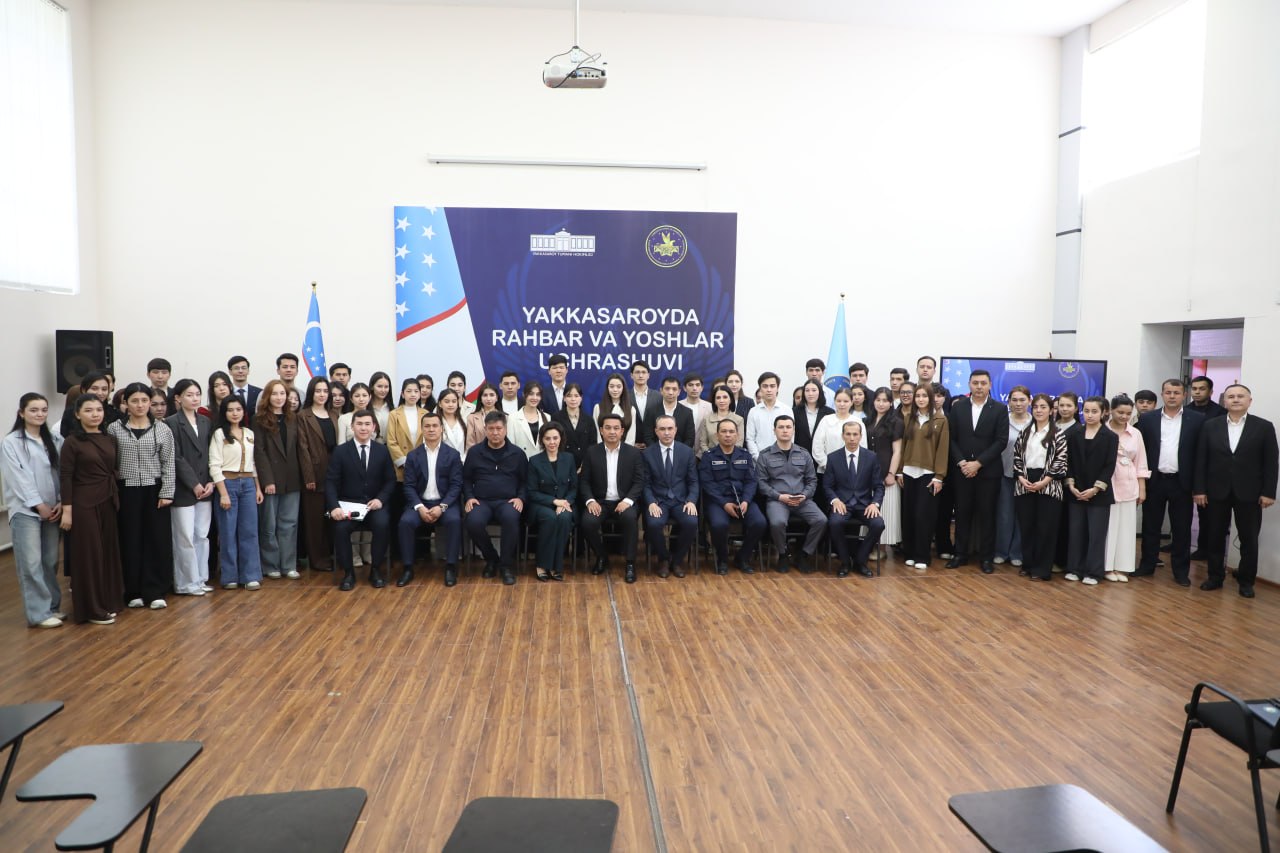 В рамках Дня молодежи на факультете дизайна состоялась встреча «Лидеры и молодежь»!